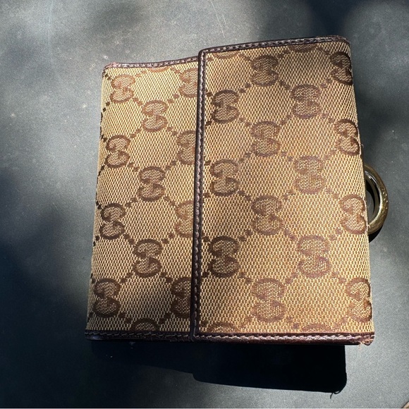 Gucci Women’s Wallet with Interlocking G’s - Picture 7 of 9
